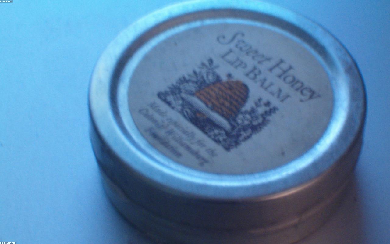 입술 갈라짐 원인 7가지, 봄철에 더 심하고 자주 틀 때 이미지 2